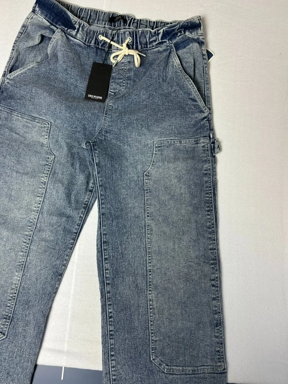 True Religion Vinny Carpenter Jeans Men 32 Light Bucking Wash NWT